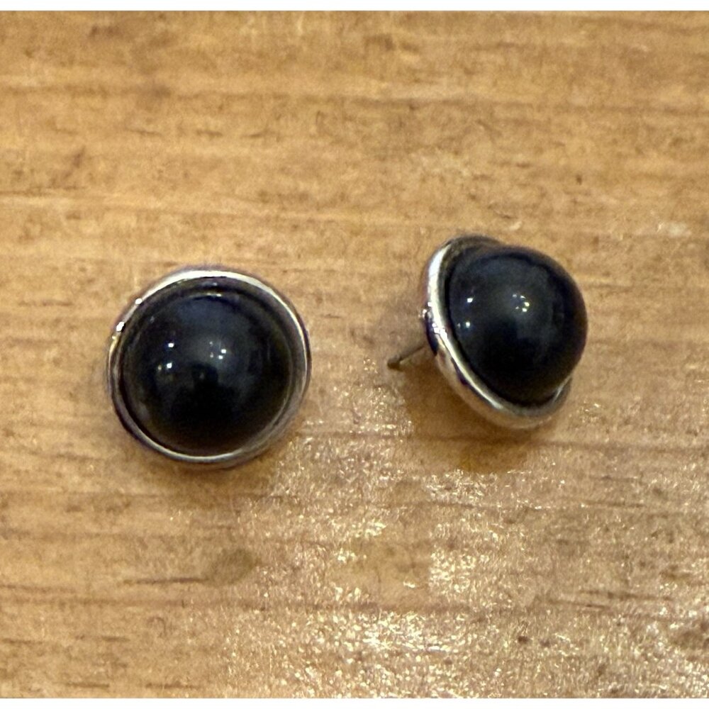 Vintage 1980’s Silver Tone Black Onyx Style 3/4” Round Stud Earrings Boho Retro